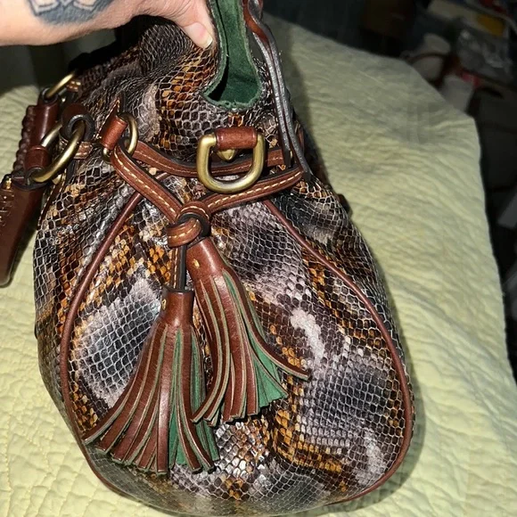 CONGRATULATIONS @4theloveofkate SO HAPPY FOR YOU I AM GLAD YOU WIN YOU DESERVE💕 - Picture 5 of 16